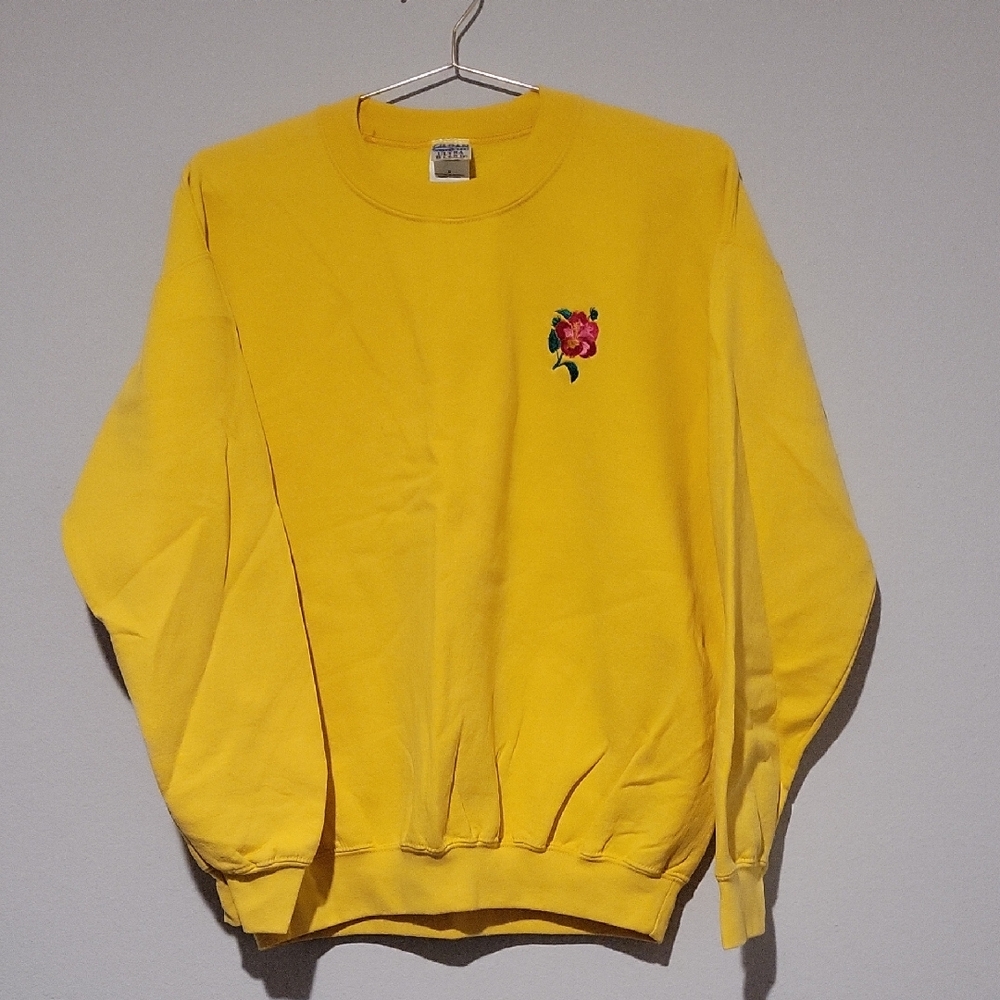Gildan Yellow Crewneck Sweater with Rose Embroidery